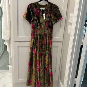 NWT Anthro’s most popular somerset dress In velvet